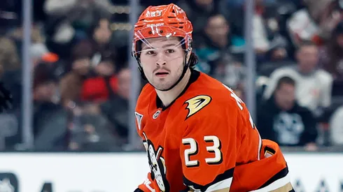 Mason McTavish remains a key part of Anaheim Ducks’ rebuild amid trade rumors.