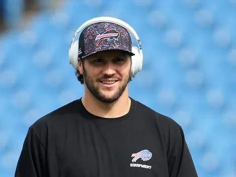 How many teams are 4-0 in the 2025 NFL season?