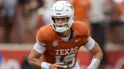 Arch Manning #16 of the Texas Longhorns.