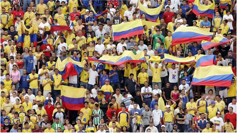 Fans of Colombia cheer