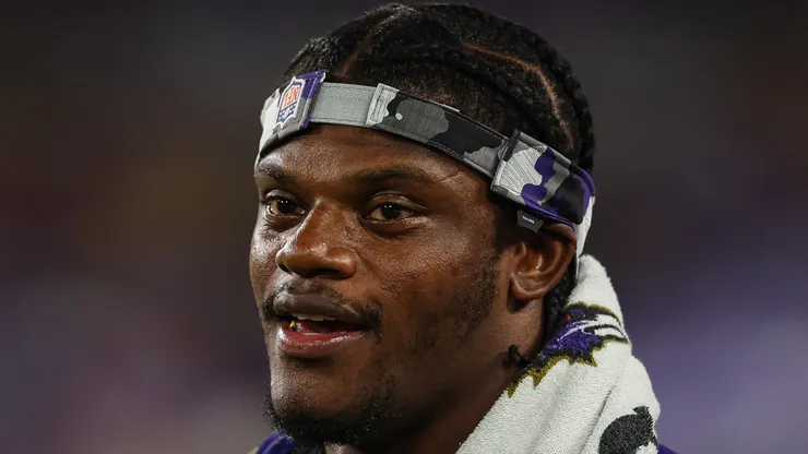 Lamar Jackson quarterback of the Baltimore Ravens