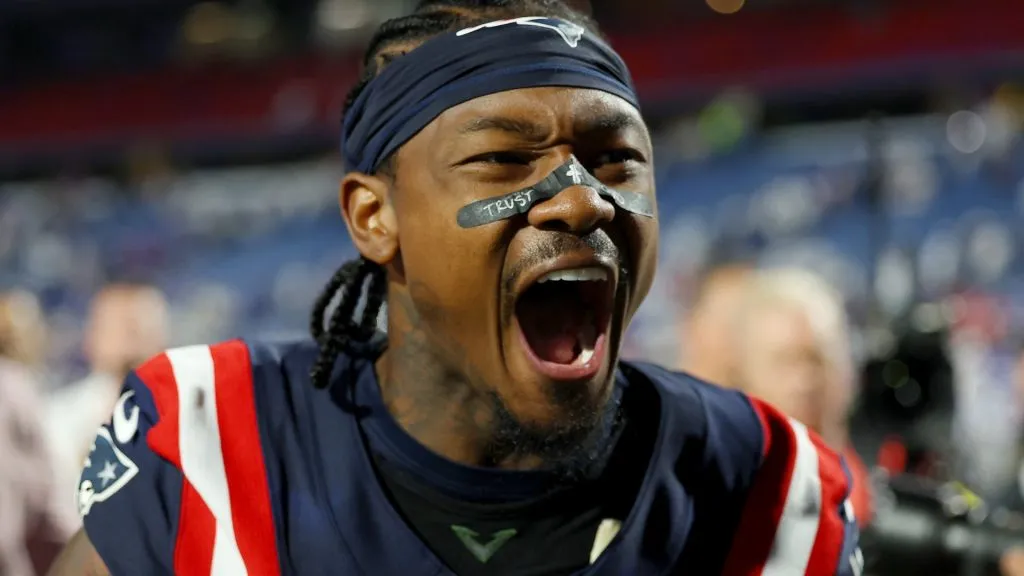 Patriots WR Stefon Diggs