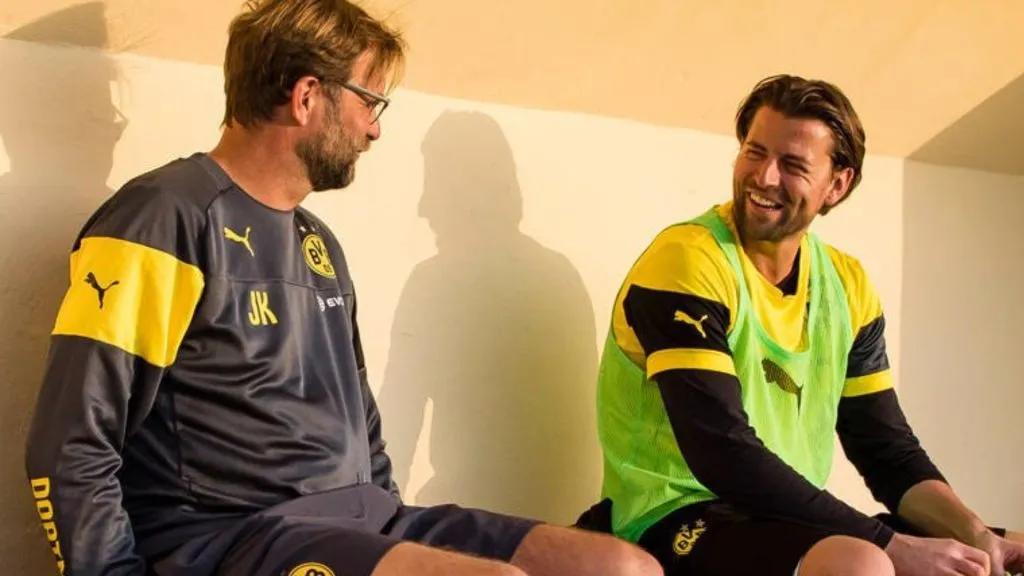 Jürgen Klopp (left) and Roman Weidenfeller.