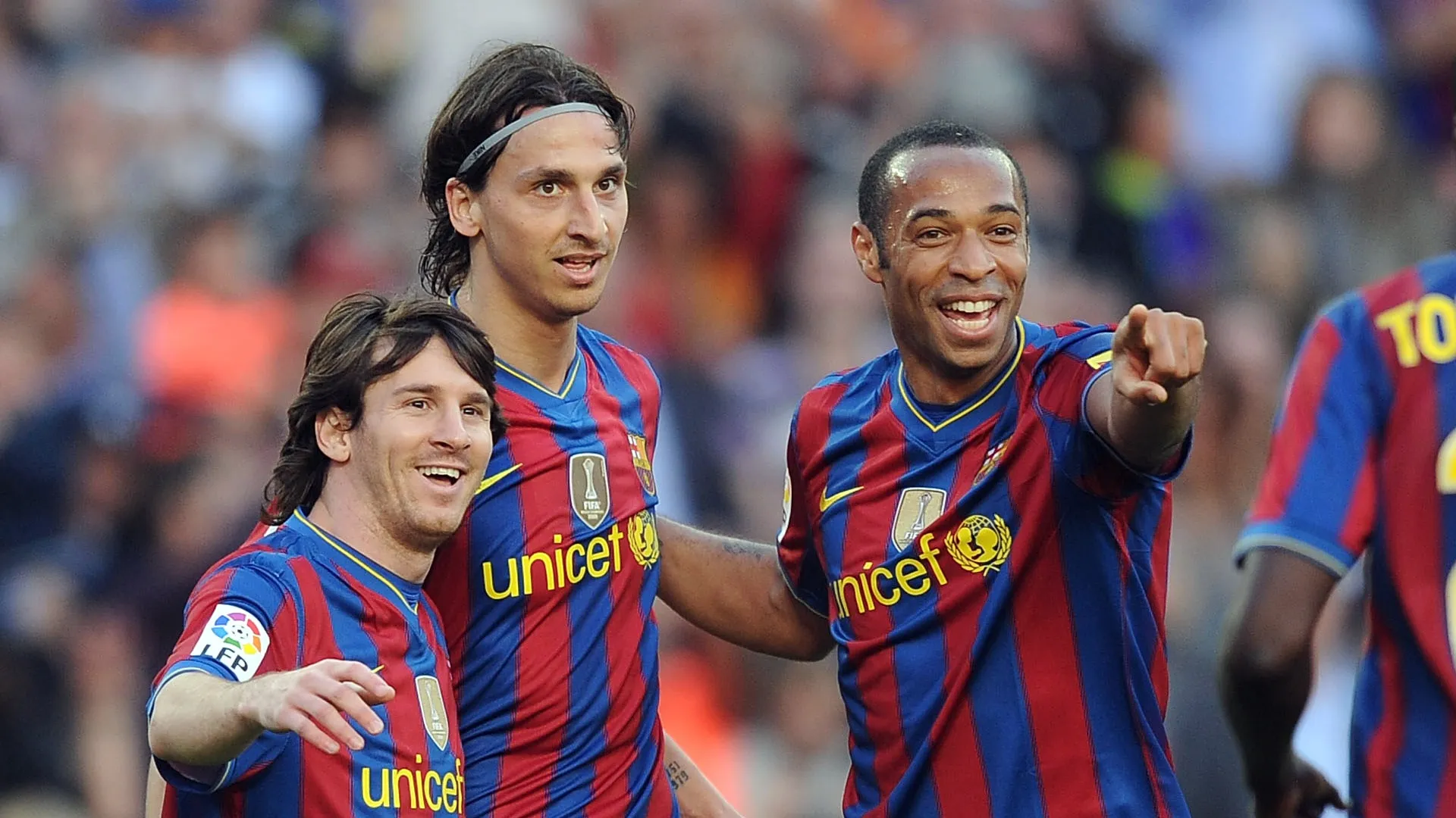 Lionel Messi, Zlatan Ibrahimovic and Thierry Henry during a Barcelona game.