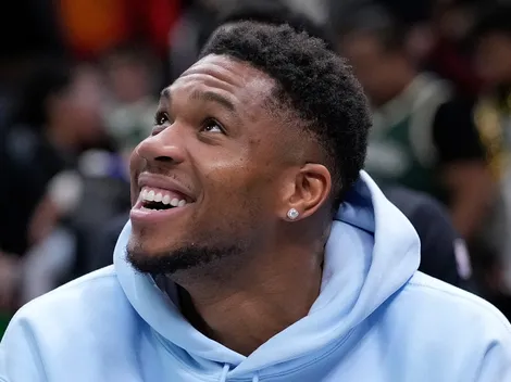 Bucks star Giannis Antetokounmpo and family poised to mirror NBA legend Rick Barry's historic feat