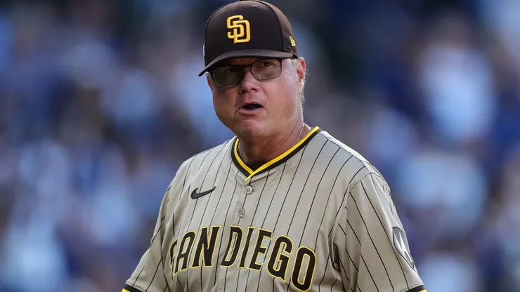 Manager Mike Shildt of the San Diego Padres walks across the field.