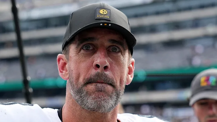 Aaron Rodgers quarterback of the Pittsburgh Steelers
