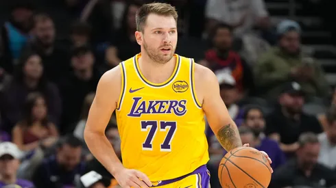 Luka Doncic #77 of the Los Angeles Lakers controls the ball.