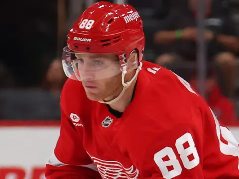 Patrick Kane's Red Wings reportedly exploring trade options for surplus defensemen