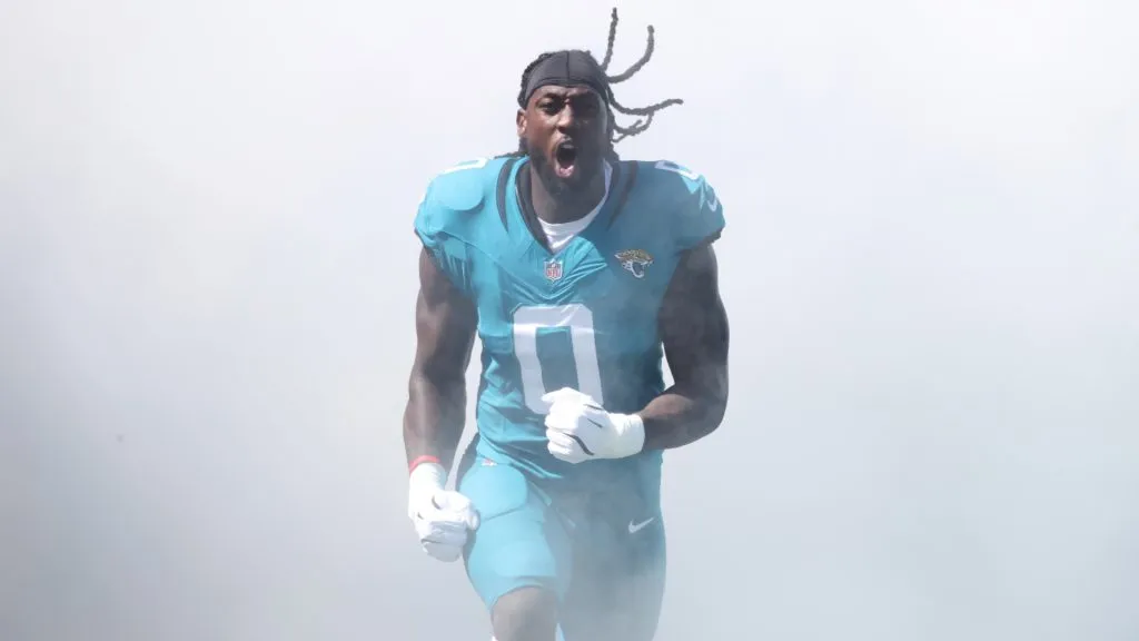 Devin Lloyd #0 of the Jacksonville Jaguars in 2025. (Source: Mike Carlson/Getty Images)