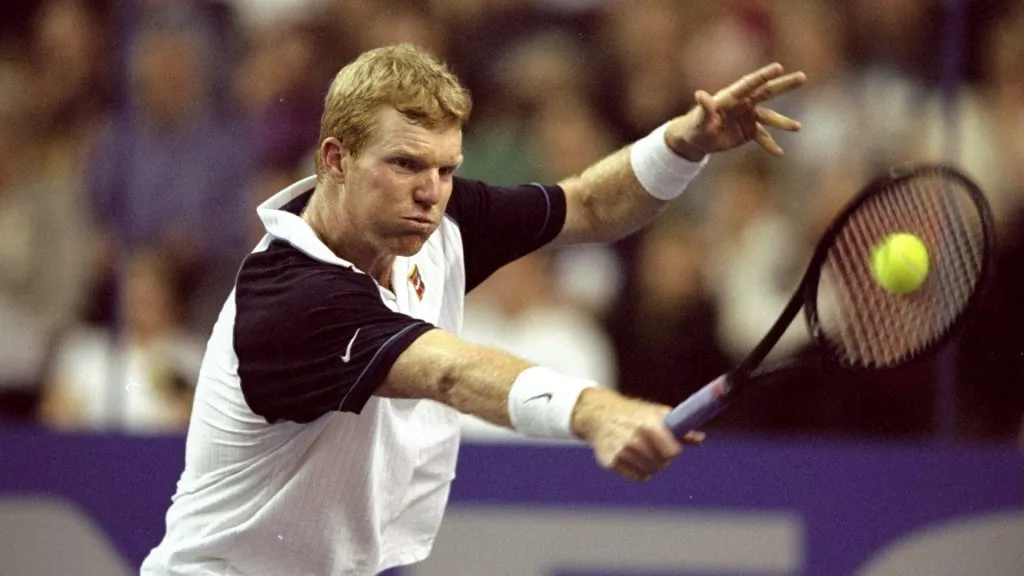 Jim Courier in action during the Davis Cup. (Getty Images)