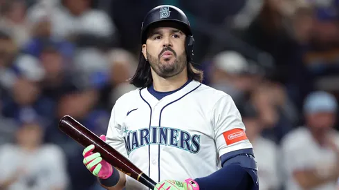 Eugenio Suárez celebrates his eighth-inning grand slam.