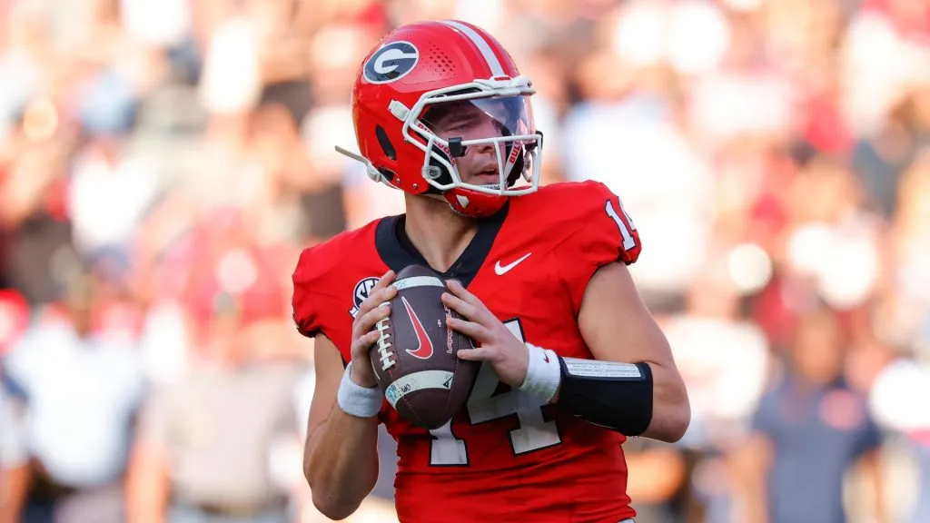 Gunner Stockton #14 of the Georgia Bulldogs