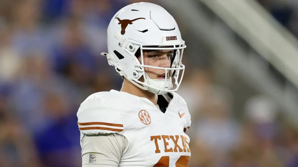 Arch Manning commanding the offense