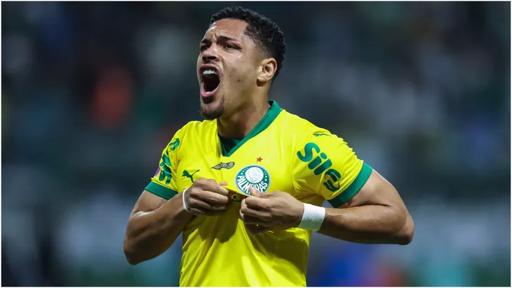 Vitor Roque of Palmeiras