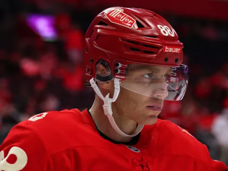 Red Wings' McLellan provides key injury update on star forward Kane after scary collision