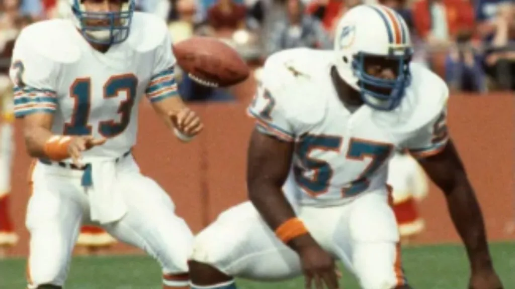 Dwight Stephenson (Source: NFL)