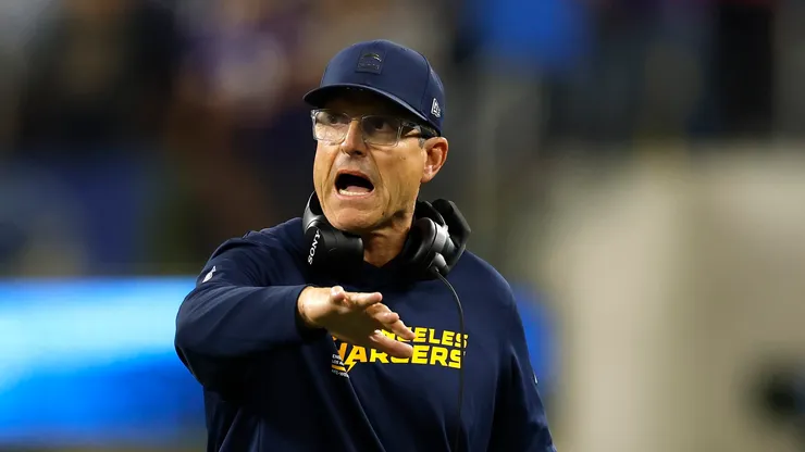 Jim Harbaugh celebrates a touchdown vs the Vikings on October 23, 2025 in Inglewood, California.