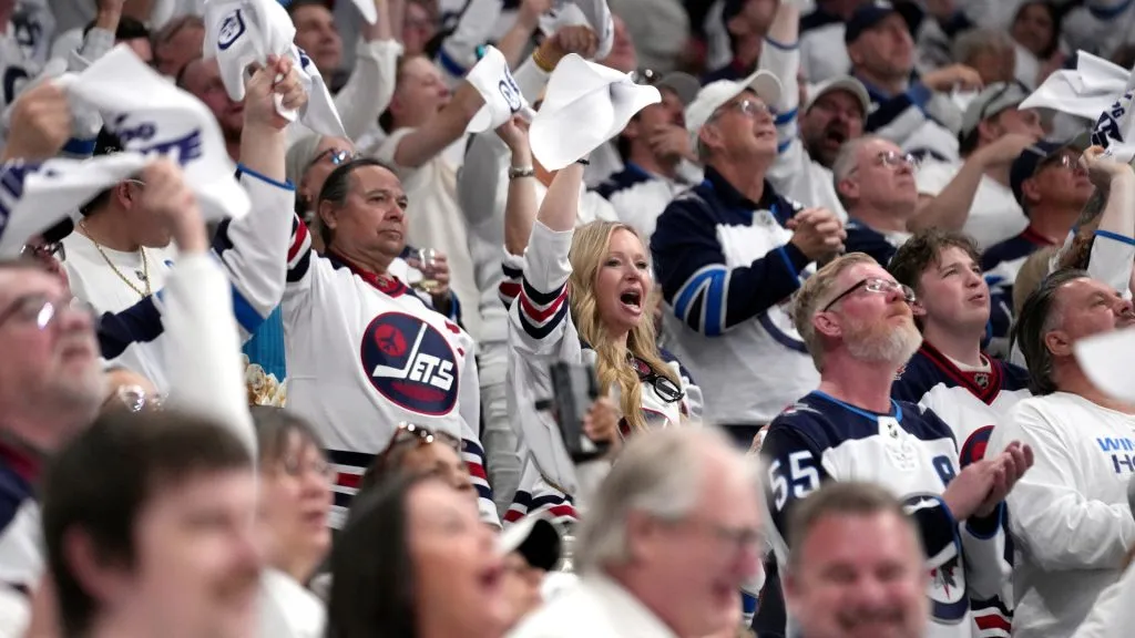 Winnipeg Jets fans (Source: Cameron Bartlett/Getty Images)