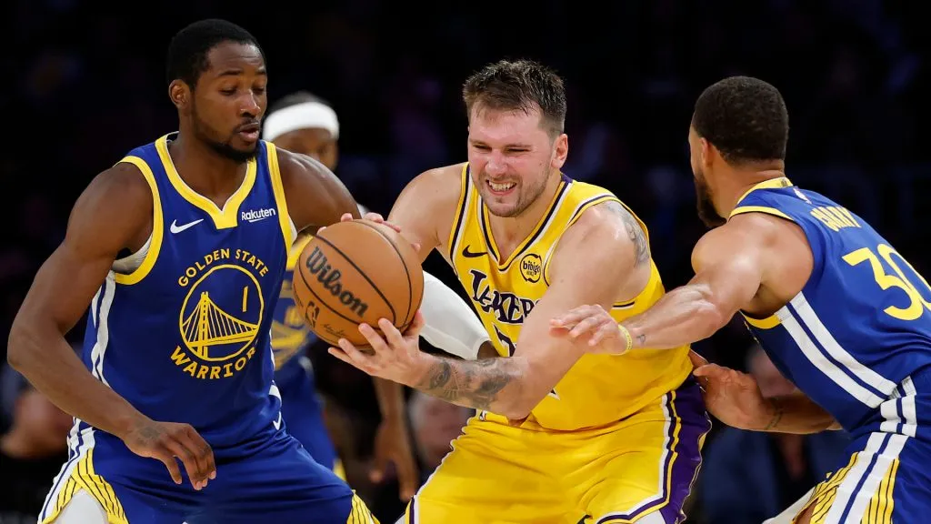 Jonathan Kuminga and Luka Doncic during NBA opening night. (Getty Images)