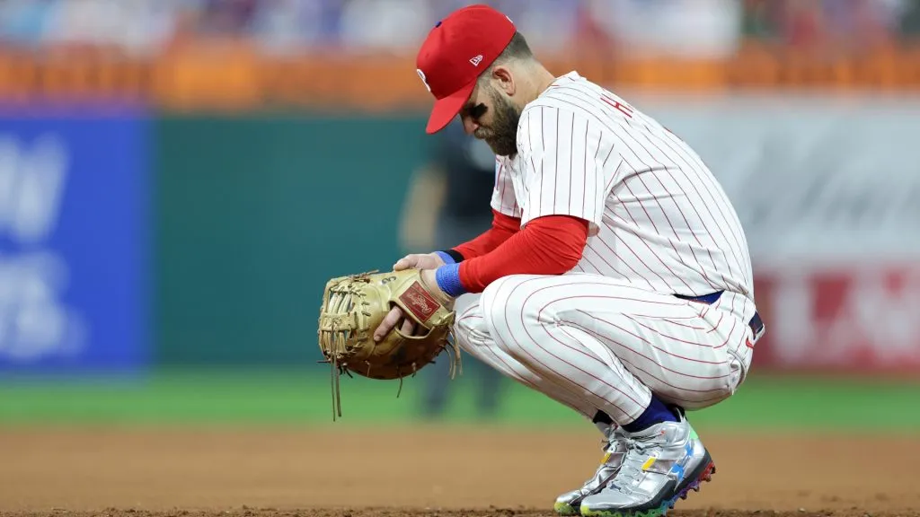 Bryce Harper #3 of the Phillies looks on during the sixth inning against the Dodgers. Emilee Chinn/Getty Images)
