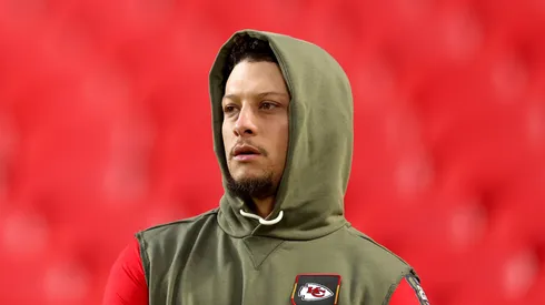 Patrick Mahomes warming up at Arrowhead.