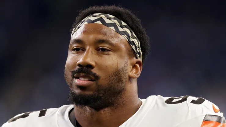 Myles Garrett defensive end of the Cleveland Browns