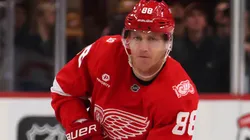 Patrick Kane #88 of the Red Wings plays against the Panthers.