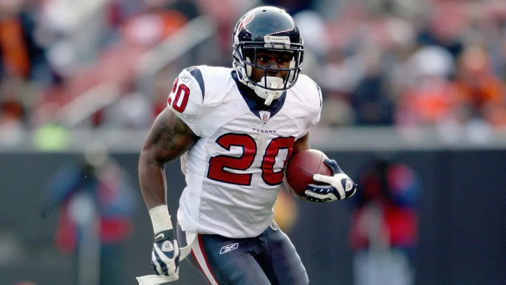 Steve Slaton (Source: Andy Lyons/Getty Images)