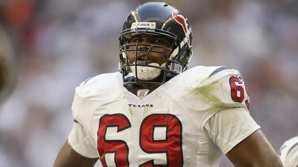 Chester Pitts (Source: Ronald Martinez/Getty Images)