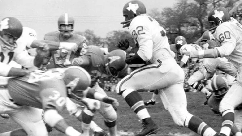 Dallas Texans (Source: Sports Team History)