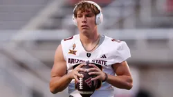 Sam Leavitt #10 of the Arizona State Sun Devils.