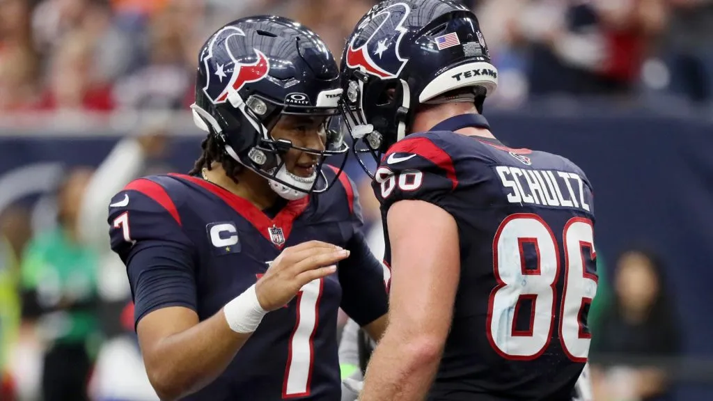 CJ Stroud with Dalton Schultz