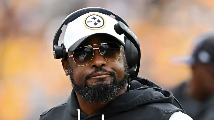 Mike Tomlin head coach of the Pittsburgh Steelers