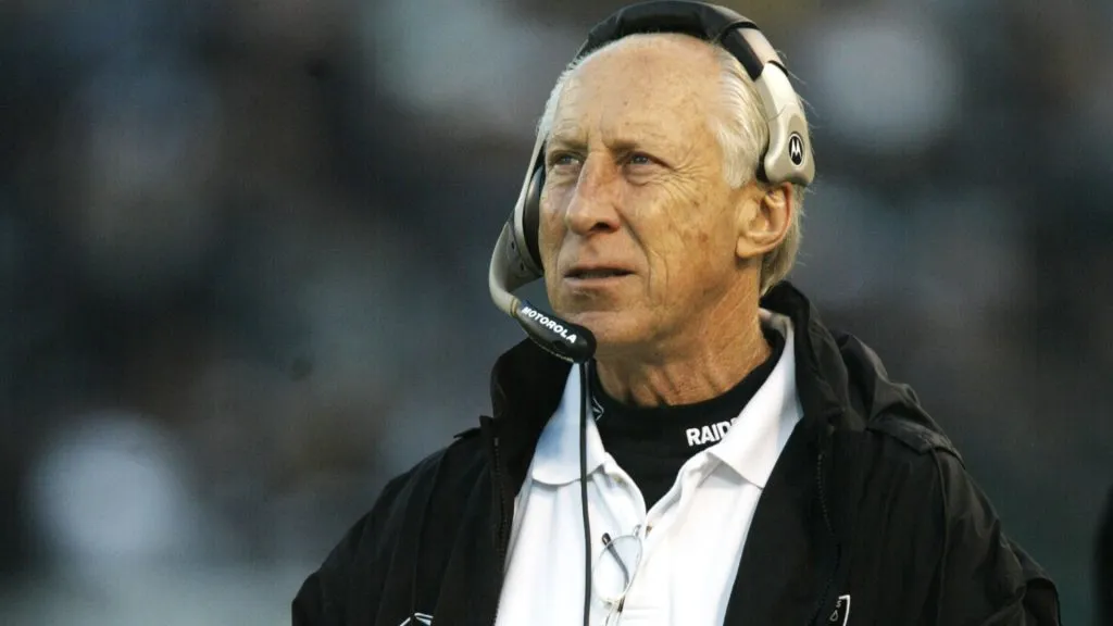 Fred Biletnikoff (Source: Stephen Dunn/Getty Images)