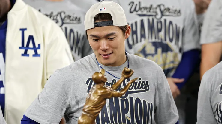 Yoshinobu Yamamoto #18 of the Los Angeles Dodgers