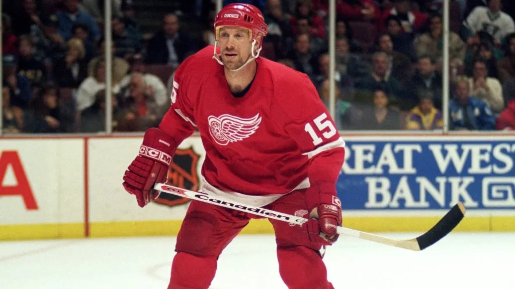 Mike Ramsey #15 of the Detroit Red Wings in 1995. (Source: Jed Jacobsohn/Getty Images)