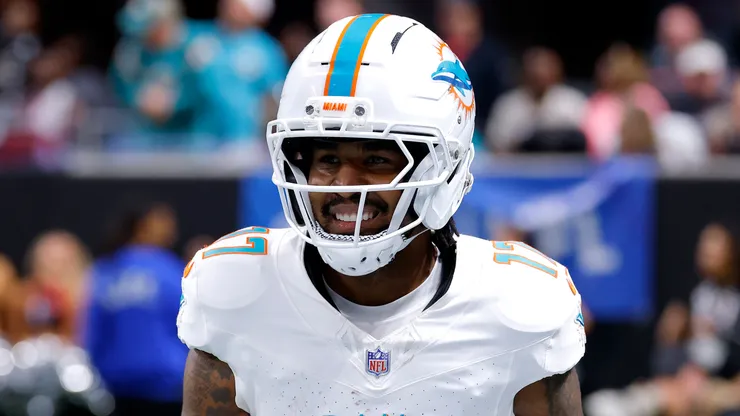 Jaylen Waddle, star wide receiver for the Miami Dolphins