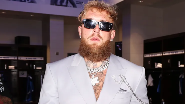 Jake Paul prepares in the locker room.