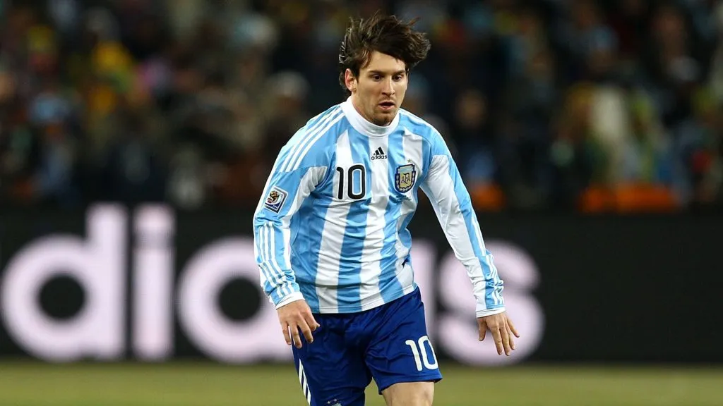 Messi against Mexico at the 2010 World Cup.