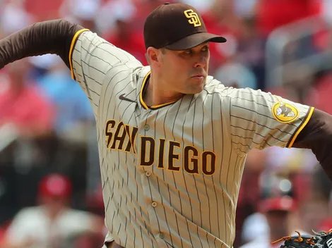 Padres make surprising choice, name former reliever as 2026 manager