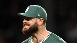 Lucas Giolito reacts after being taken out of the game vs the Yankees on September 12, 2025, Massachusetts.