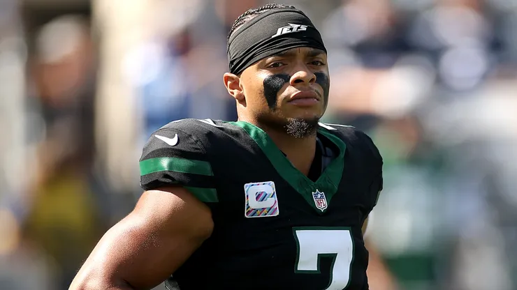 Justin Fields #7 of the New York Jets.