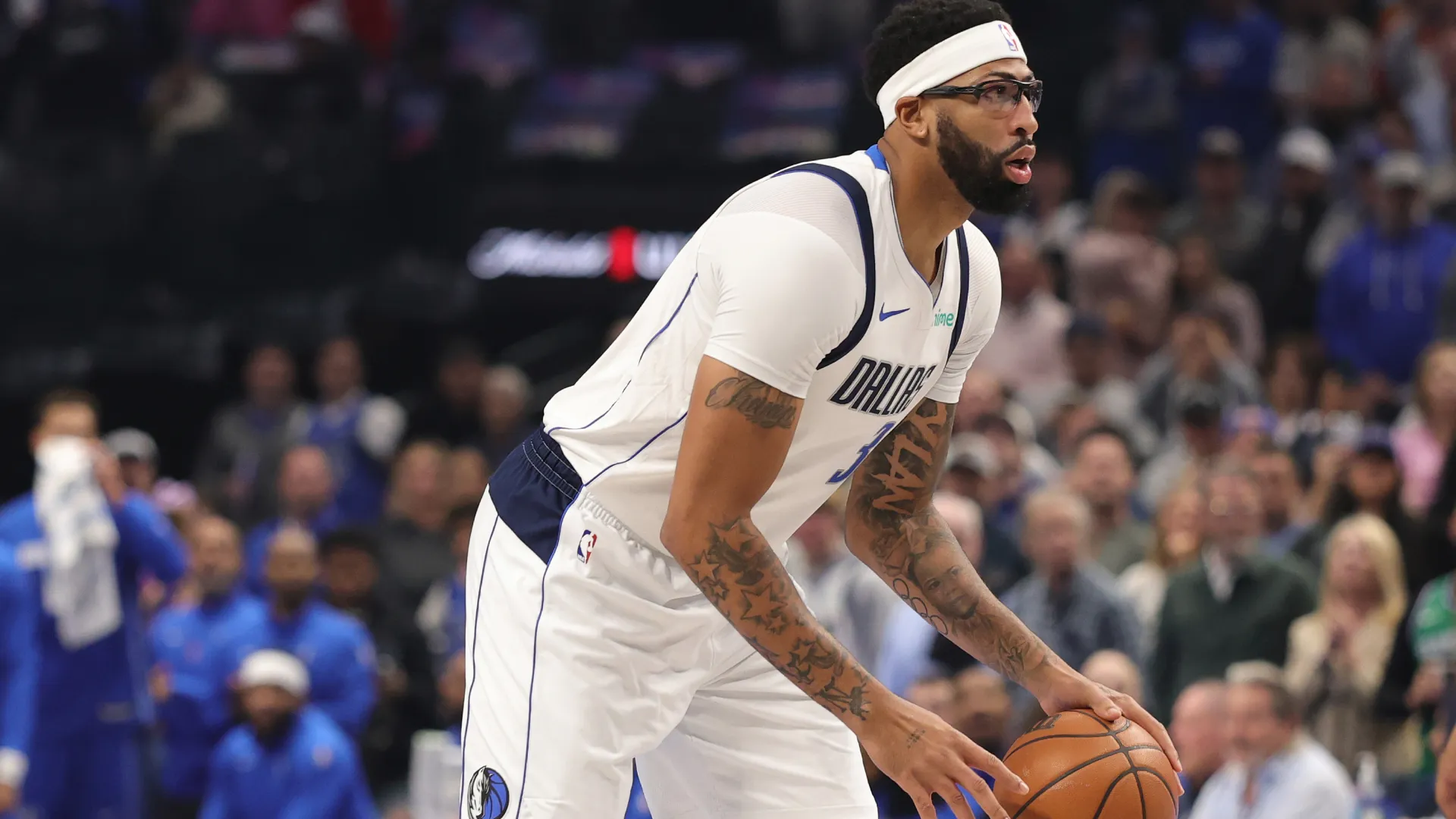 Anthony Davis during his latest NBA game against the Pacers. (Getty Images)