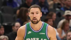 Klay Thompson #31 of the Dallas Mavericks handles the ball.