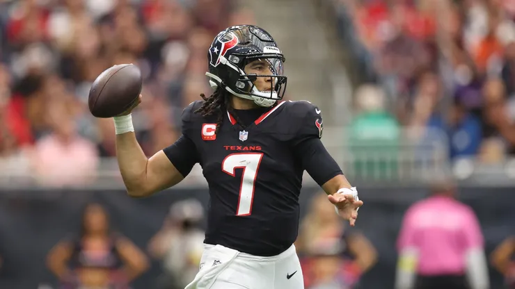 C.J. Stroud #7 of the Houston Texans looks to pass.