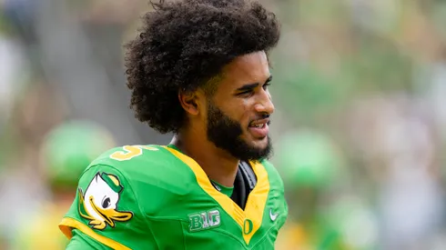 Quarterback Dante Moore #5 of the Oregon Ducks.