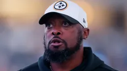 Head coach Mike Tomlin of the Pittsburgh Steelers looks on.