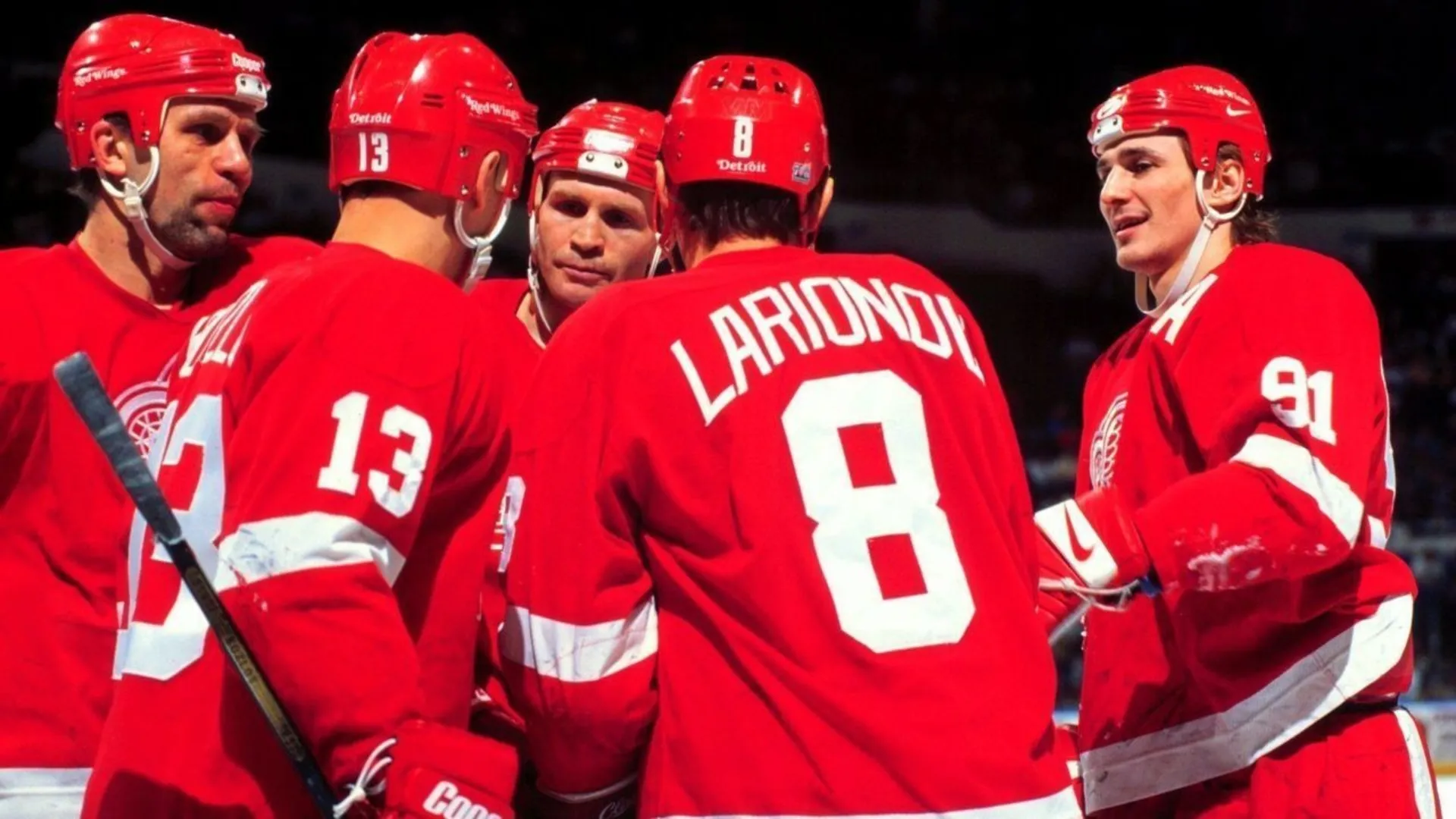 1995-96 Detroit Red Wings (Source: The Score)