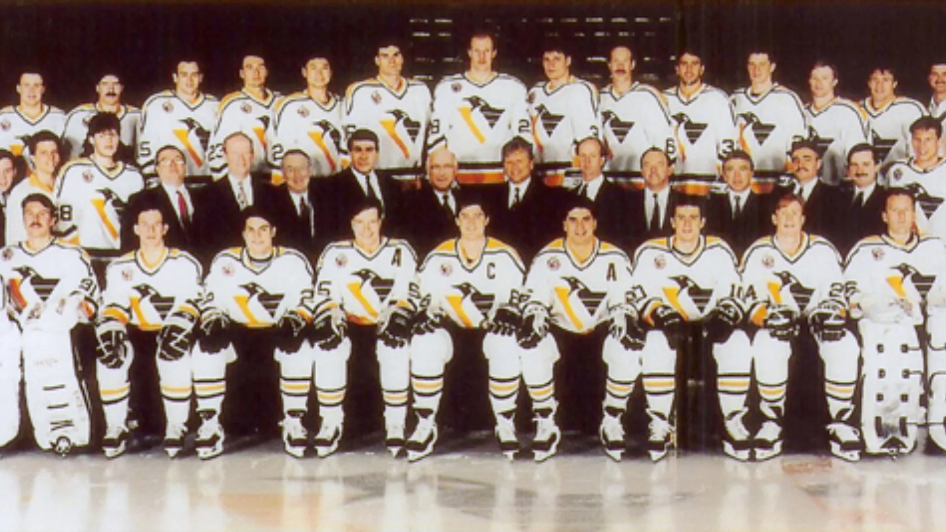 1992-93 Pittsburgh Penguins (Source: Pittsburgh Hockey History)